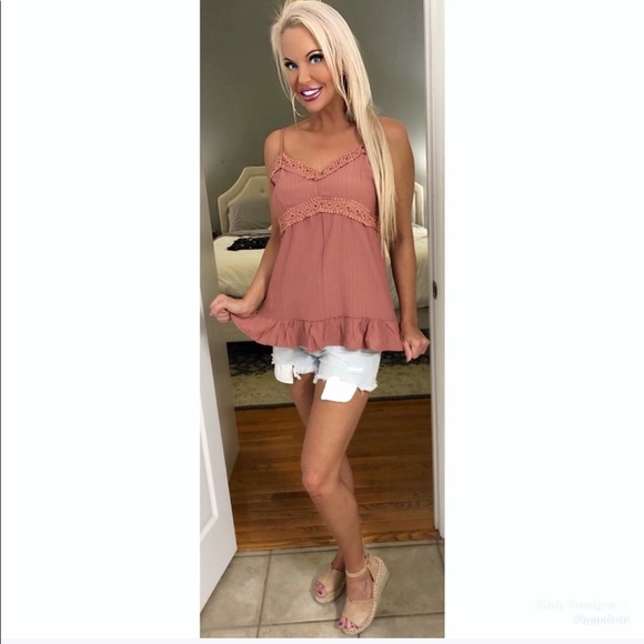 💐LAST 1! Crochet Trim Deep Mauve Cami Top! - Picture 4 of 6